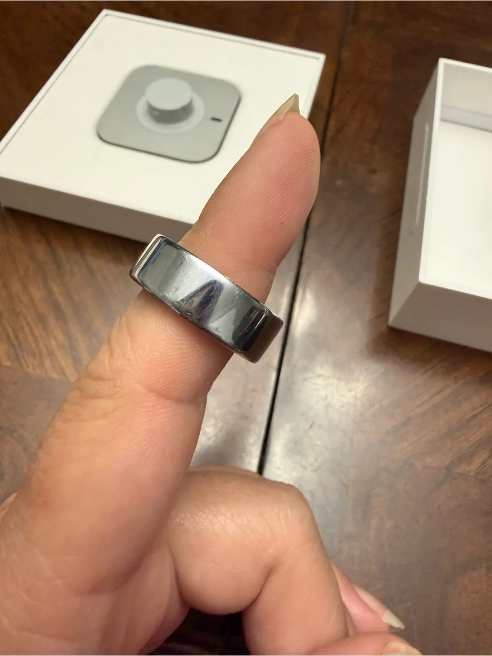 Oura Ring Charging Base in White and Silver